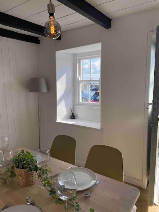 Seagulls Cottage, Touching Distance From Beach Mousehole Esterno foto